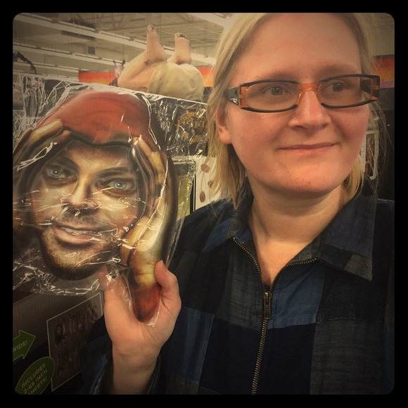 Meet your Posher, Koree - Picture 1 of 1